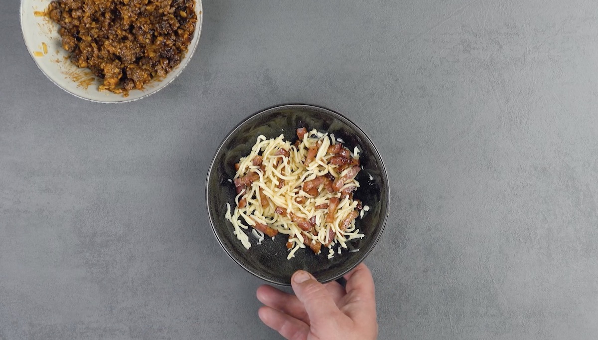 Speckfüllung in Schüssel