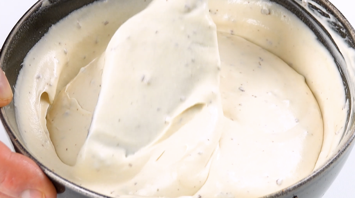 Sahnecreme in Schüssel