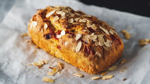 Ein Laib Manacor, mallorquinisches Tomatenbrot.