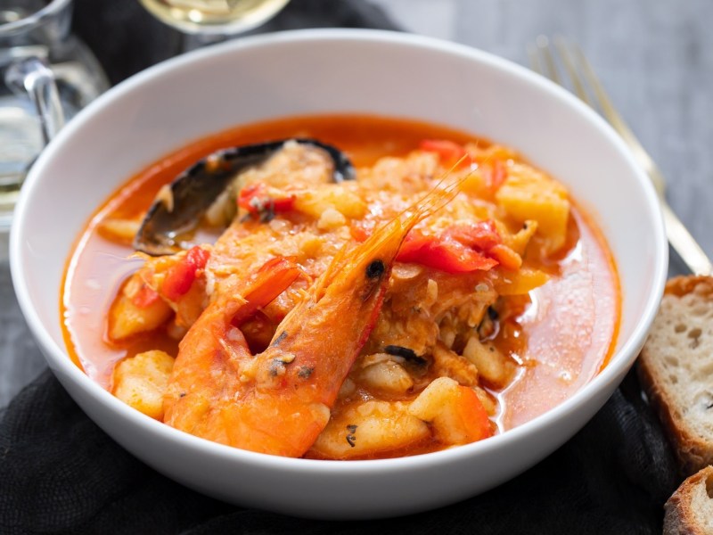 Caldeirada de Peixe: portugiesischer Fischeintopf